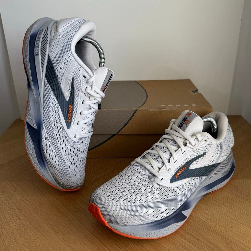 Brooks Adrenaline GTS 24 Men Running Sneakers- SZ 10